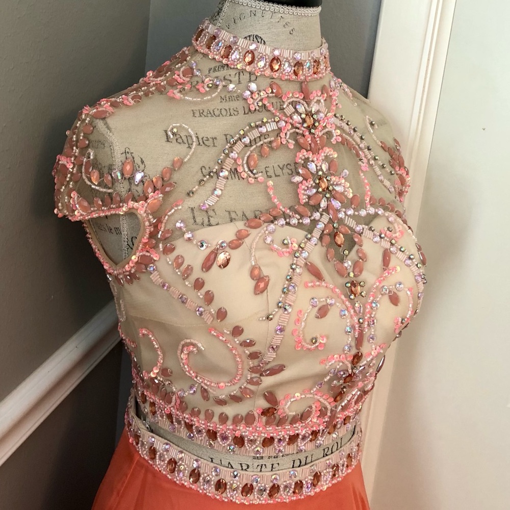 🔴FINAL CLEARANCE NEW RACHEL ALLEN SZ 4 CORAL TWO PIECE BEADED ILLUSION GOWN - Picture 5 of 14